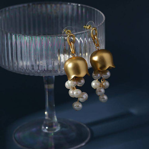 Lily of the valley pearl earrings - Zafari Studio Jewelry